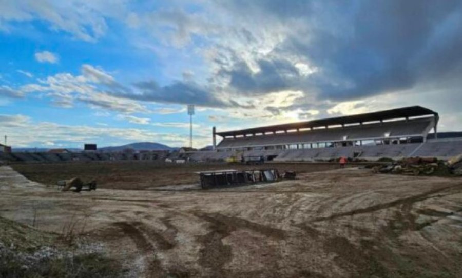 Nisin punimet në stadiumin olimpik 'Adem Jashari'