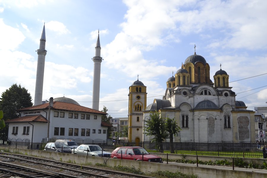 Besimi fetar duhet të ndahet nga e drejta pozitive