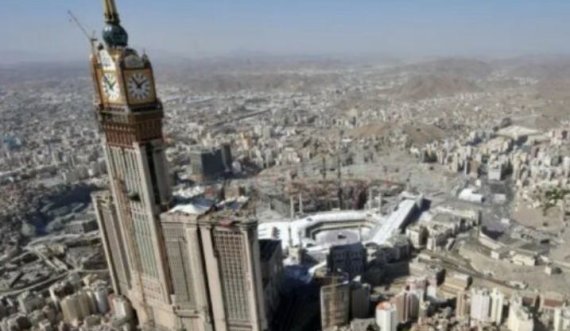 Ora më e madhe në botë qëndron në Mekë të Arabisë Saudite