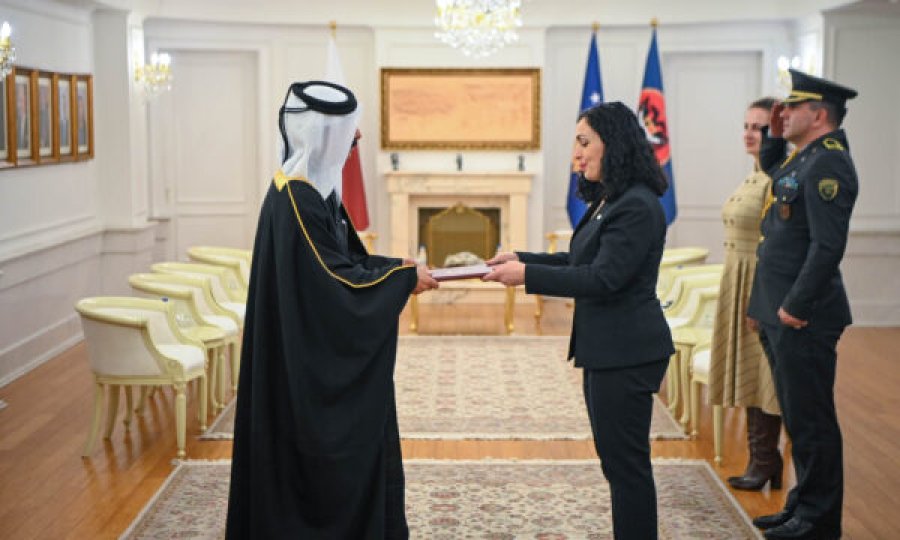 Osmani pranon letrat kredenciale nga ambasadori i Katarit