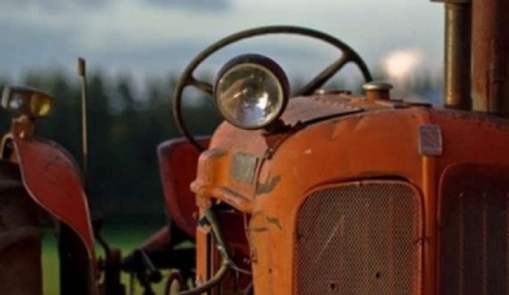 Drenas: Një person raporton se ja kanë vjedhur traktorin