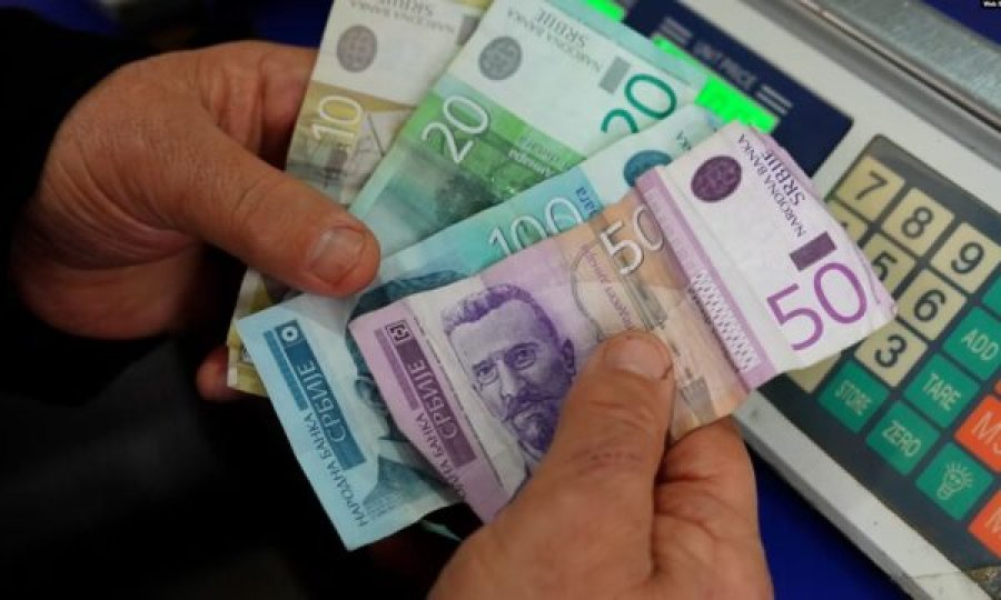 A mund ta zgjidhë Brukseli konfliktin për dinarin serb?
