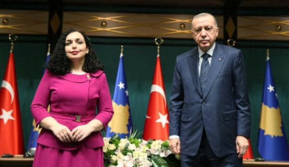 Vjosa Osmani telefon Erdoganin për ditëlindje: Mirënjohës për mbështetjen nga Turqia