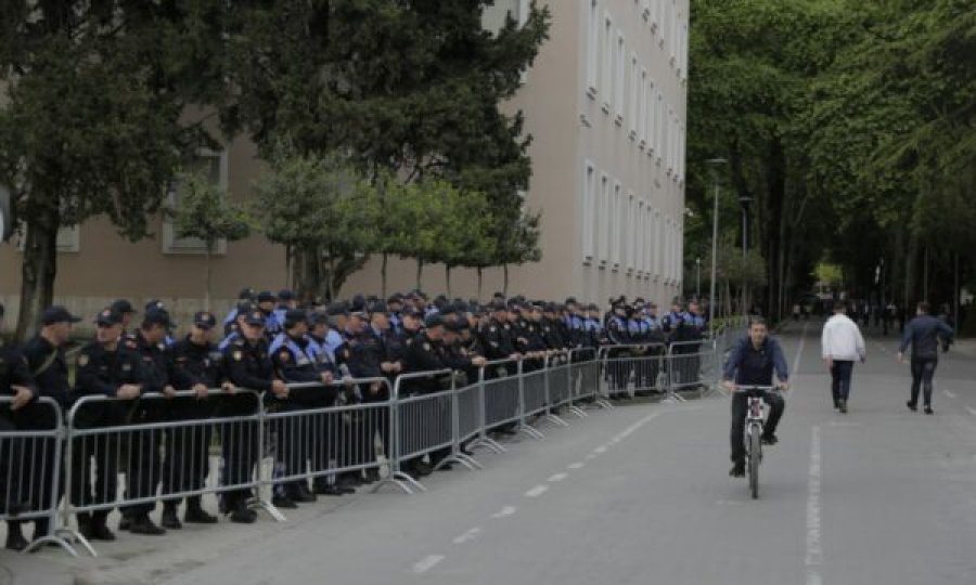 Zelensky në Shqipëri, ‘blindohet’ Tirana 