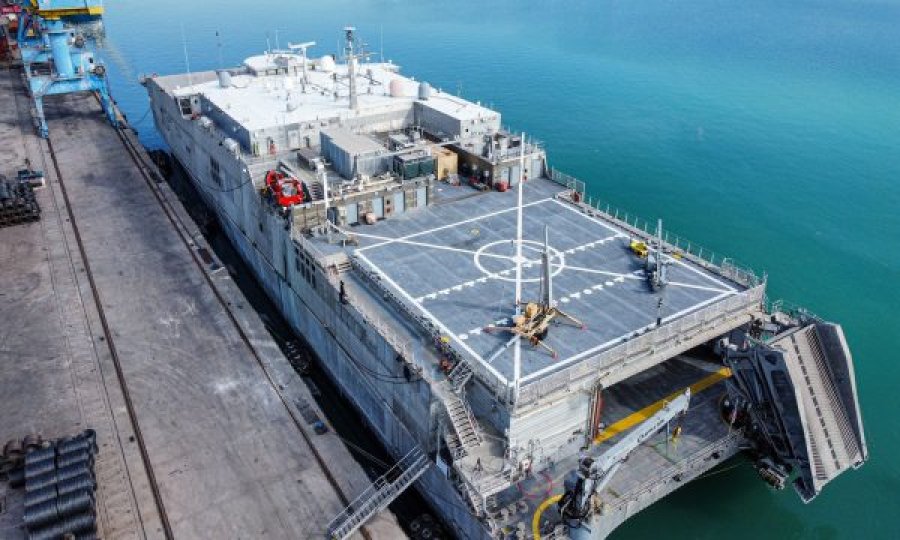 Anija ushtarake amerikane arrin në Portin e Durrësit: Tregues i përkushtimit të NATO-s për sigurinë detare të rajonit