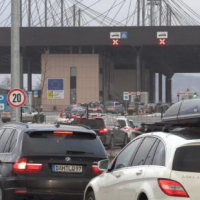 Në të gjitha pikat e tjera kufitare fluksi në dalje mbetet i ulët