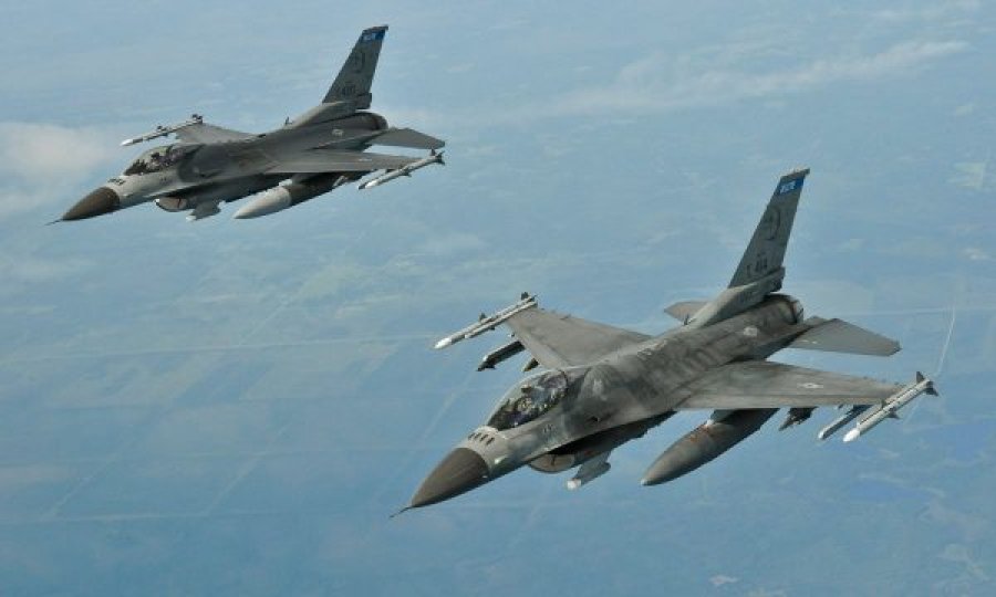 SHBA kërcënon Dodikun me avionë F-16, pasdite stërvitja me ushtrinë e Bosnjës për të penguar agresionin e mundshëm
