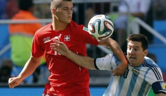 Edhe  Granit Xhaka në mesin e kapitenëve të Kombëtareve që e votuan Messin me pikë maksimale për futbollist të vitit