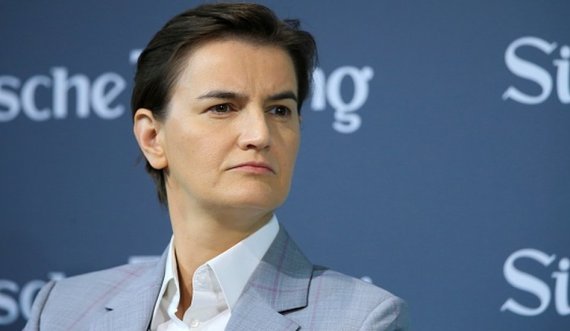 Ana Brnabiq e shqetësuar: Shpresoj të mos hiqet dinari në Kosovë