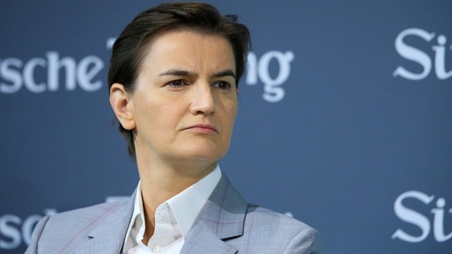 Ana Brnabiq e shqetësuar: Shpresoj të mos hiqet dinari në Kosovë