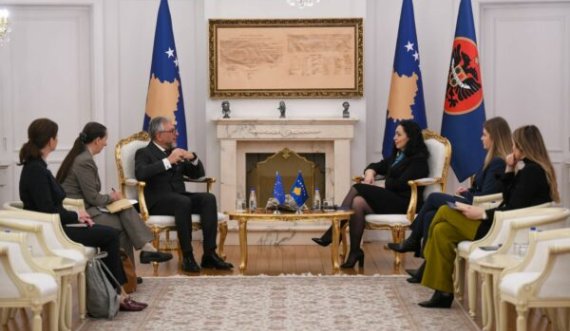 Osmani takohet me shefin e EULEX-it, flasin për zhvillimet e fundit të sigurisë