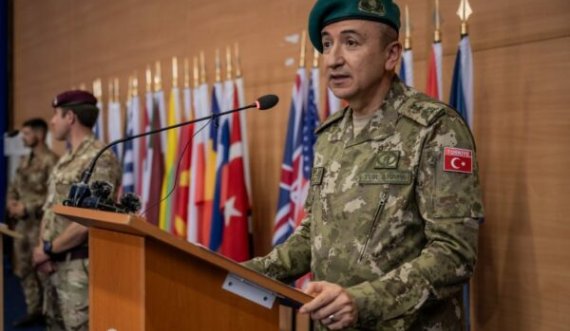 Komandanti i KFOR për median turke: Jemi të gatshëm për çdo lloj kërcënimi për Kosovën