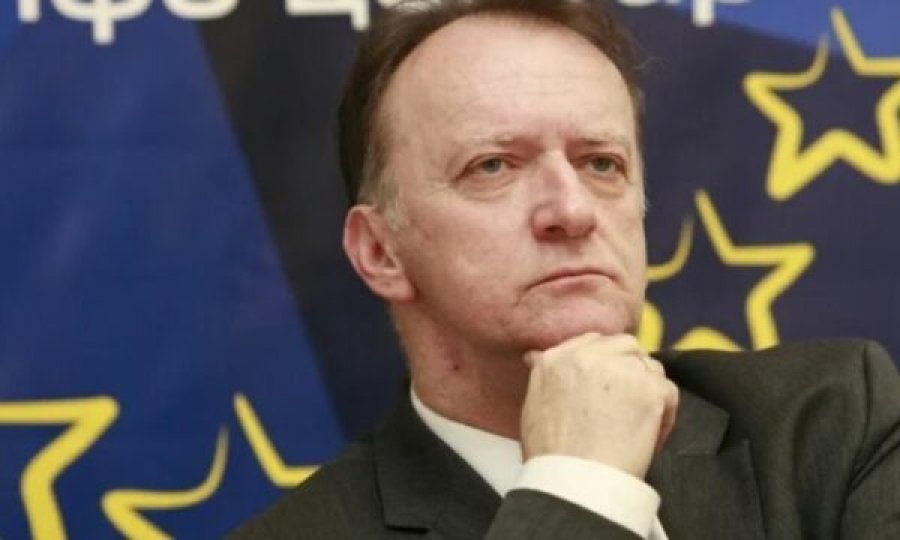 Politikani serb: Vuçiq po i ndryshon narrativat për Evropën, kemi skizofreni të vazhdueshme në mesazhet e qeverisë