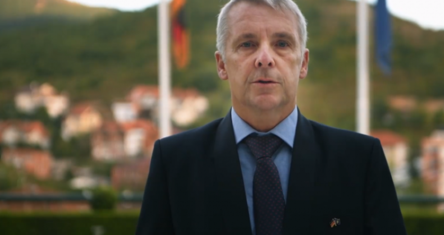 Ambasadori  gjerman Jorn Rohde kërkon nga Kosova zbatimin e vendimit për Manastirin e Deçanit,  kjo i hap rrugë Kosovës drejt BE-së