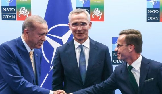 Erdogan zyrtarisht miraton anëtarësimin e Suedisë në NATO