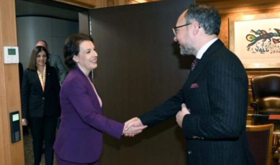 Gërvalla e fton për vizitë në Kosovë kryeministrin e Andorrës