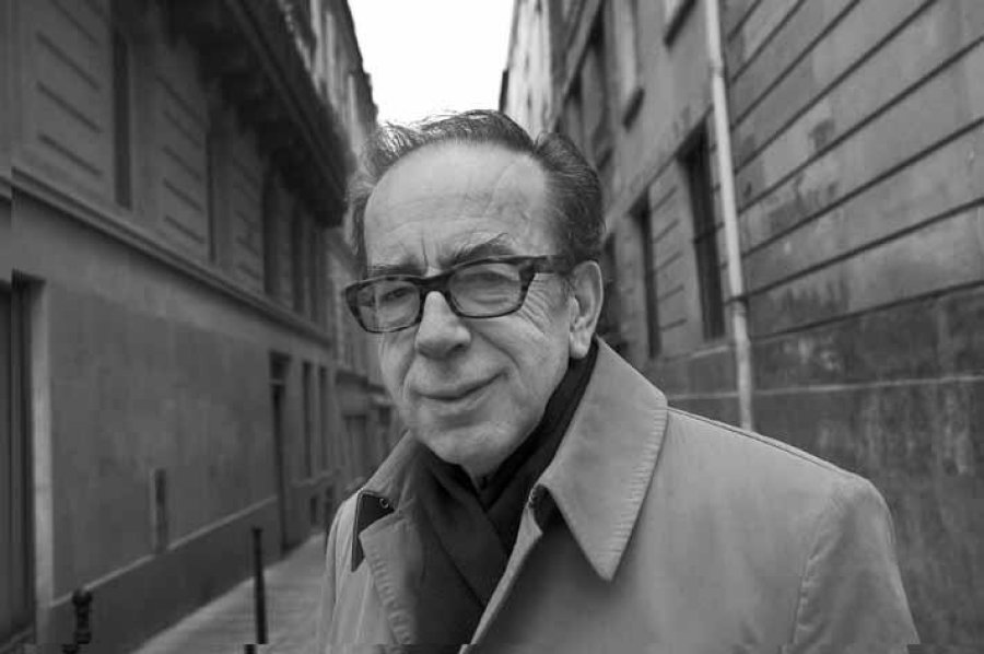 Gjirokastra vajton për Ismail Kadarenë