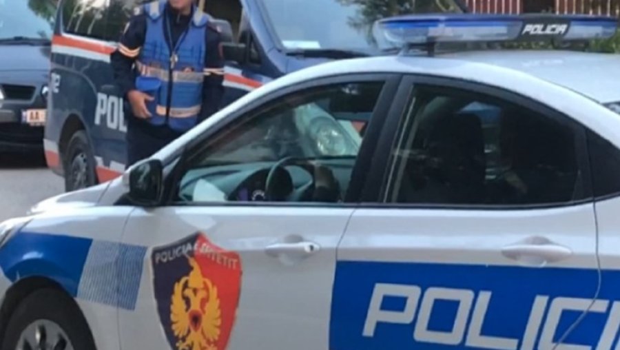 17-vjeçari tentoi  të vetëhidhej nga kati i 6 i pallatit ku banonte, policia shpëton të miturin