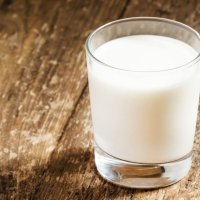 A e dini kur duhet pirë qumështi?