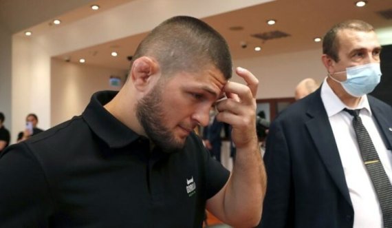 Khabib raportohet se po falimenton – McGregor eskalon në fyerje ndaj dagestanezit