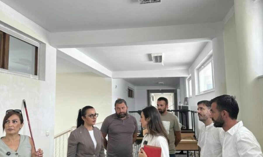 Lushtaku zbulon detaje nga renovimet e dy shkollave në Prishtinë