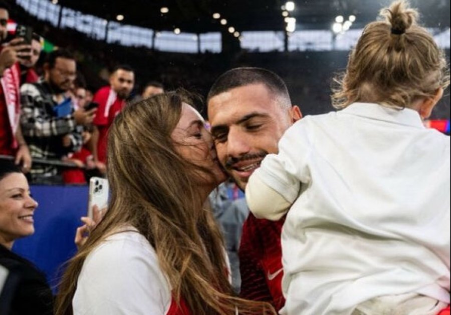 “Burri im nuk është racist”, reagon gruaja shqiptare e futbollistit turk