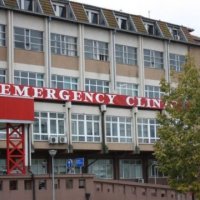 Dy të mbijetuarit nga aksidenti tragjik janë në gjendje të rëndë