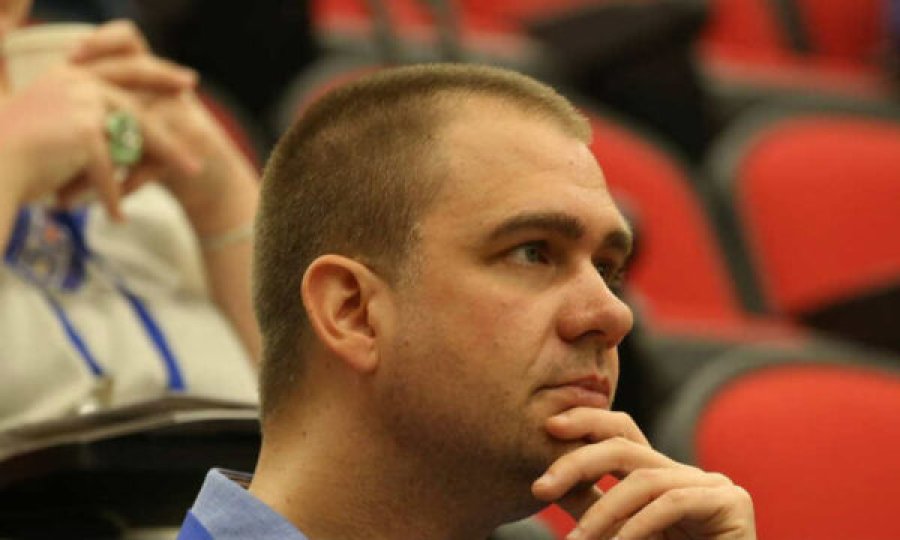 Historiani serb: Kosova mund ta padis Serbinë për gjenocid përmes Shqipërisë, mund të jetë padia më e gjerë ndonjëherë