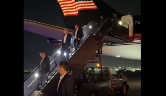 Publikohet momenti kur Trump arrin në New Jersey