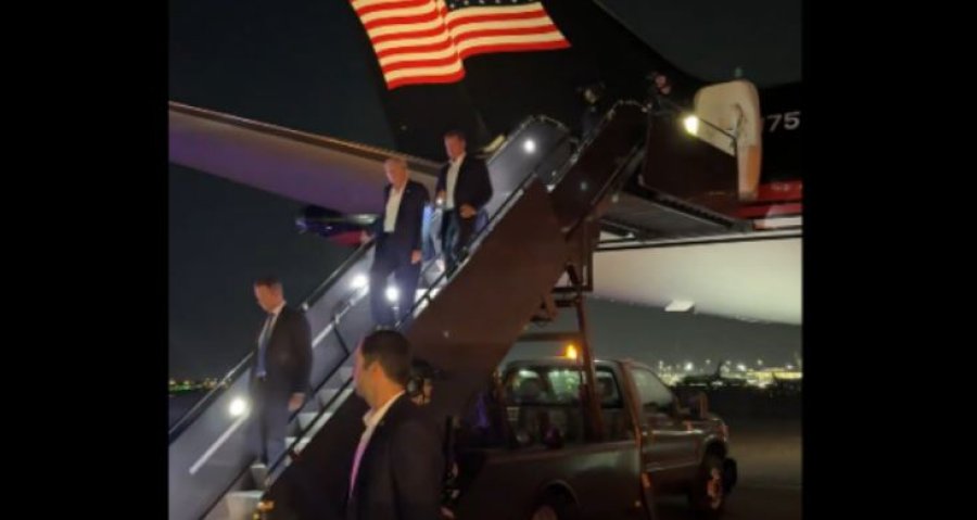 Publikohet momenti kur Trump arrin në New Jersey