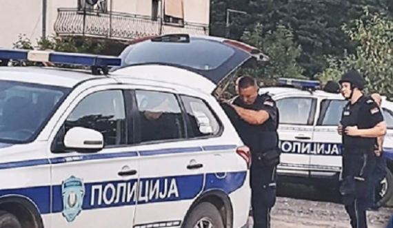 Mediat serbe zbulojnë identitetin e taksistit që u arrestua nën dyshimin se e voziti sulmuesin nga Presheva drejt Loznicës