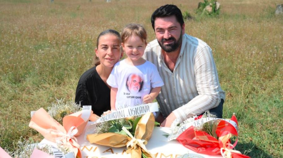 Sot u përkujtua ikona e gazetarisë Qani Mehmedi, në shtatë vjetorin e ndarjes nga jeta