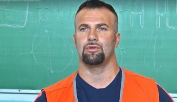 Faton Hajrizi e kishte pistoletën me mbishkrimin “UÇK”
