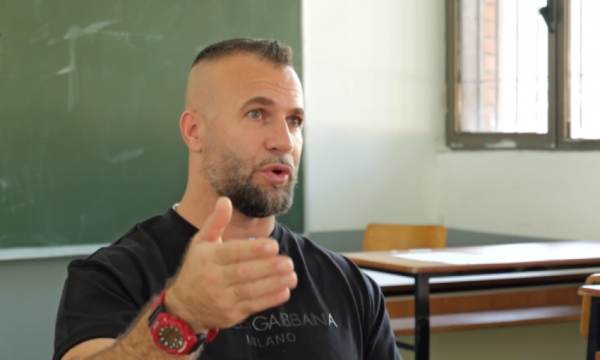 Video e Faton Hajrizit: Mua veç në morg më çoni, krejt Klina e Drenica marrin pjesë në varrimin tim