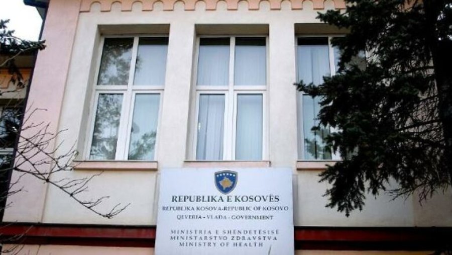 Ngritja e temperaturave, MSH u bën thirrje prindërve që të marrin masat e nevojshme për sigurinë e fëmijëve në pishina