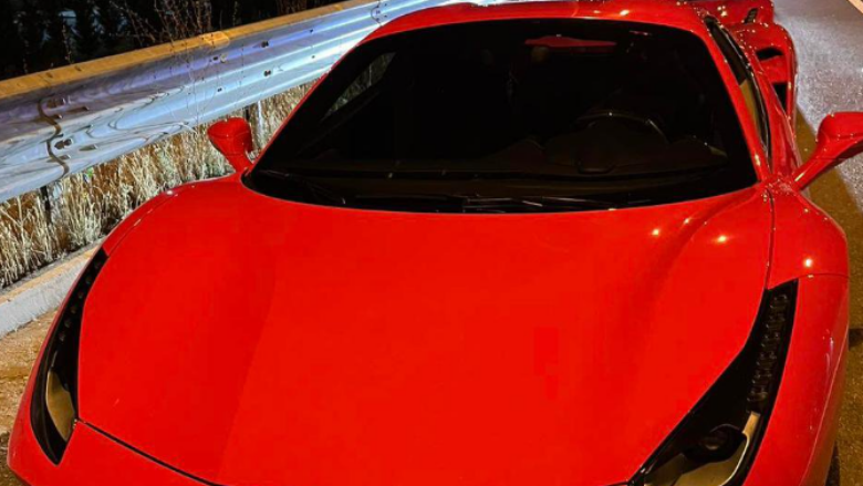 Po bënin gara të shpejtësisë mes Ferrari dhe Bugatti, dënohen shoferët me nga 400 euro 