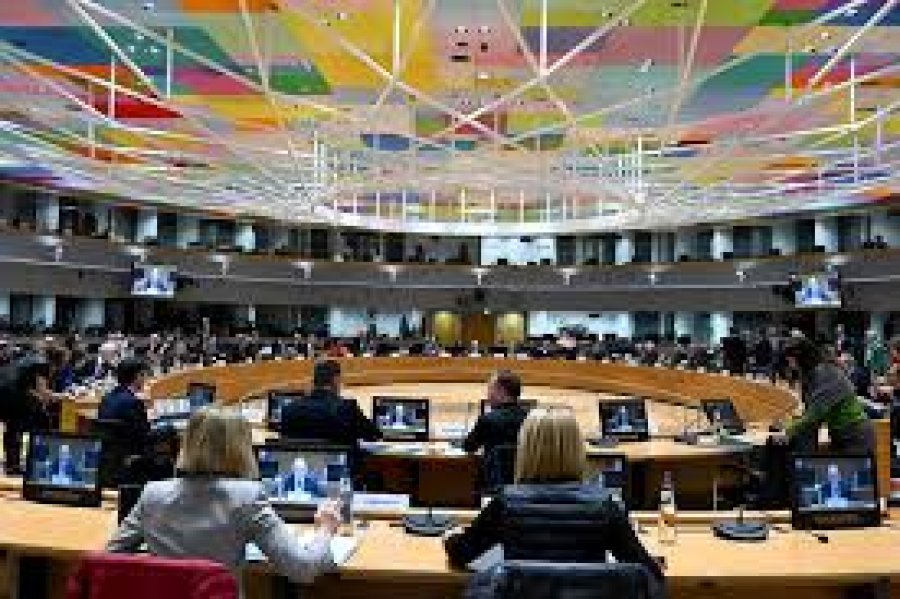 Masat ndëshkuese të BE-së kundër Kosovës nga padrejtësia ekstreme po kalojnë në absurditet
