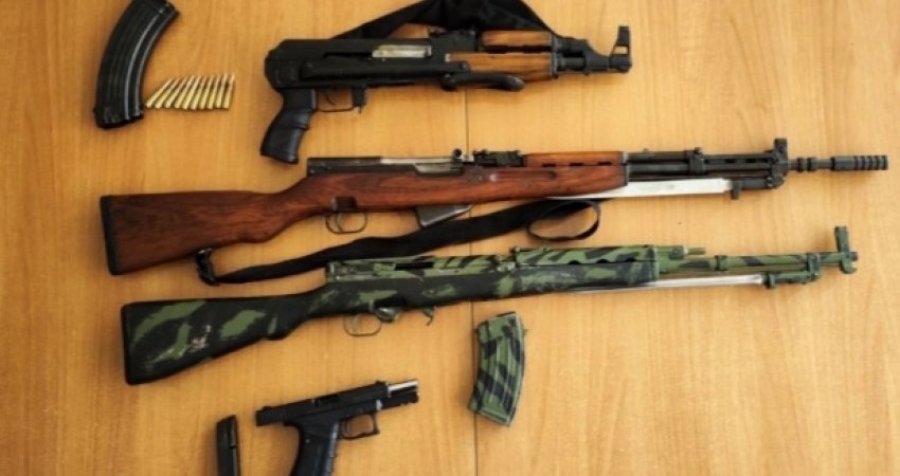 Policia rajonale e Prishtinës sekuestron 9 armë zjarri