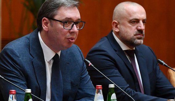 Alarmon analisti: Ndërhyrjet e rrjetit serbo-rus në krijimin e institucioneve janë të thella