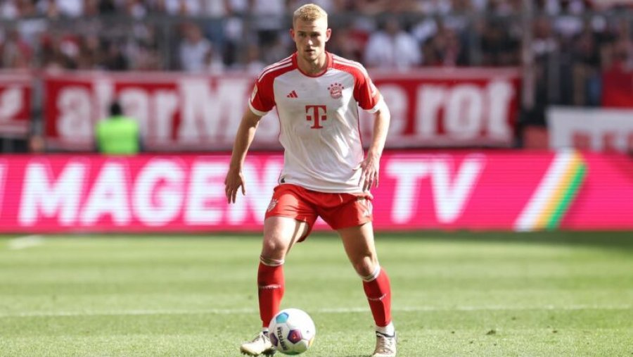 De Ligt  planifikon  largimin nga Bayerni, tre top klube turren  pas mbrojtësit holandez