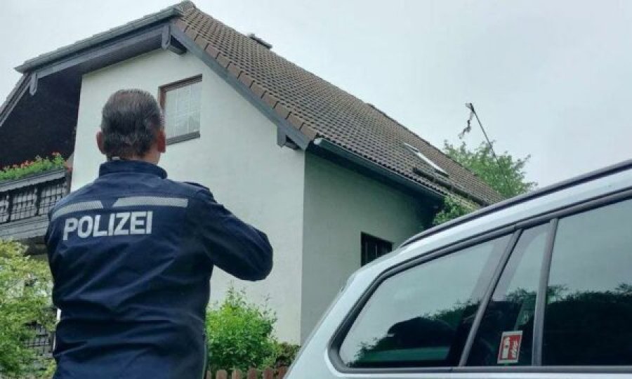 I riu gjerman dyshohet se ka vrarë nënën dhe gjyshërit e tij
