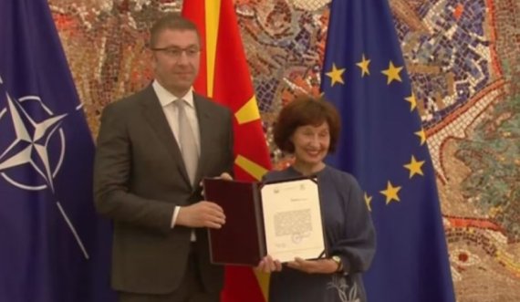 Mickovski merr mandatin për formimin e qeverisë në Maqedoninë e Veriut