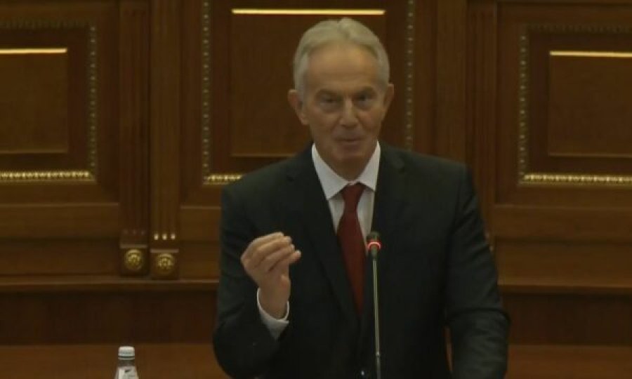 Blair: Mbaj mend refugjatët e Kosovës në kampe, më kërkuan ndihmë dhe iu ndihmova