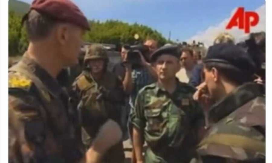 Bielamowicz sjell videon historike të gjeneralit gjerman në Prizren, ai i dha afat trupave serbe që të largohen për 30 minuta nga Kosova
