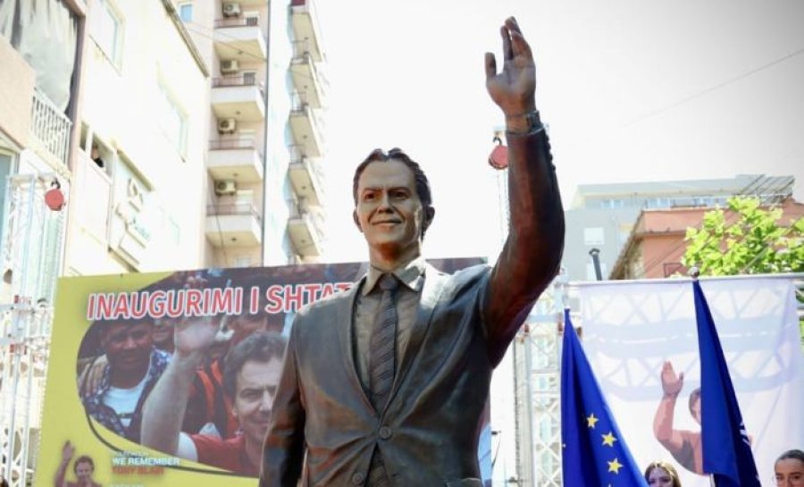 Përurohet shatorja e ish-kryeministrit të Britanisë së Madhe, Tony Blair