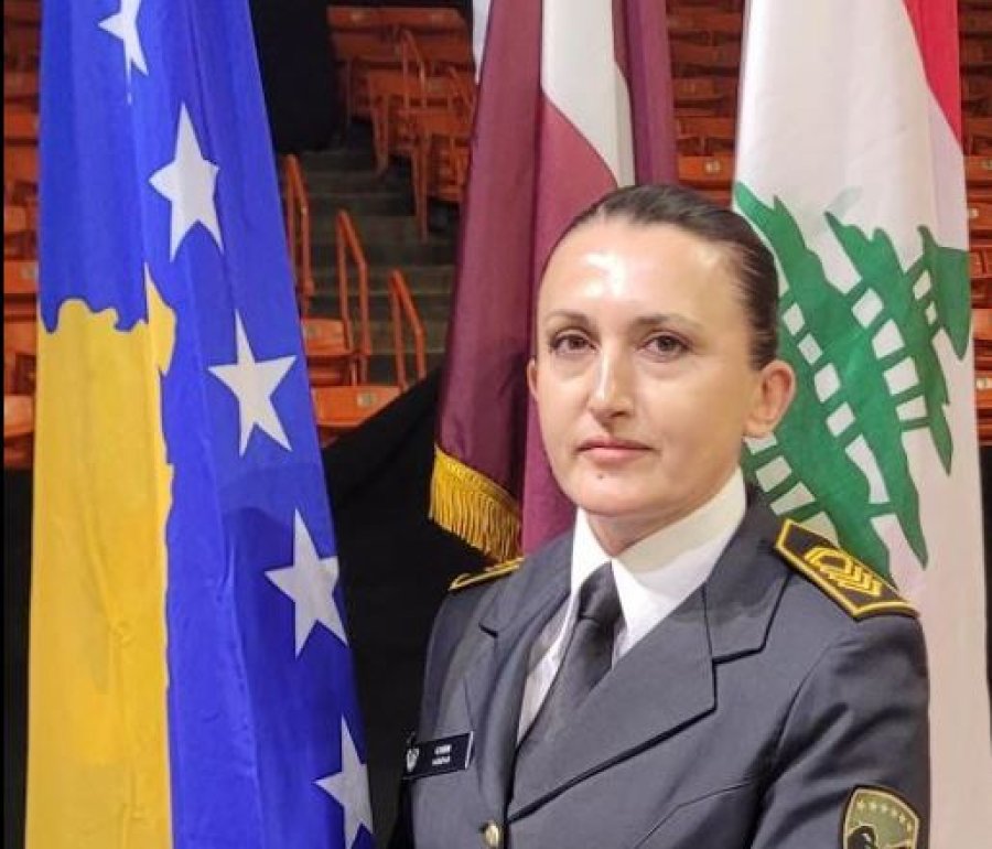 Nënoficerja e FSK-së, diplomon në Akademinë e Nënoficerëve në ShBA
