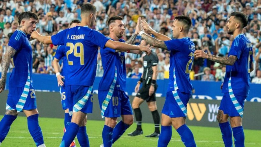 Messi i impresionuar nga talenti argjentinas Valentin Carboni