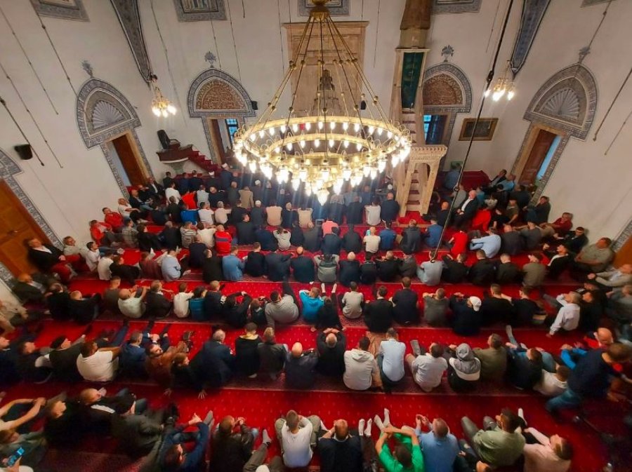 Bashkësia Islame e Kosovës del me njoftim