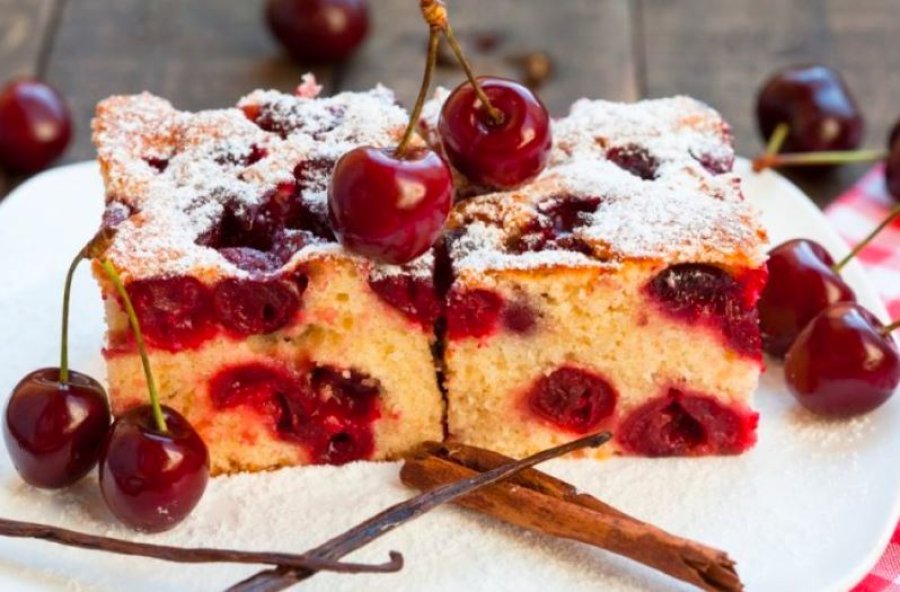 Receta e Pepës: Ëmbëlsirë me vishnje