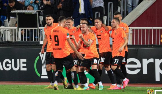 Ballkanit i bllokohet 'merkato' për tre afate kalimtare